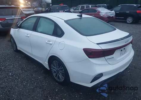 2024 Kia Forte Gt-Line из США, поврежденный, VIN 3KPF54AD4RE763339